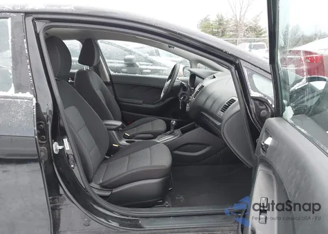 2015 Kia Forte Lx z USA, uszkodzony, nr VIN KNAFX4A63F5391377